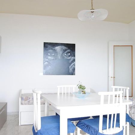 Gaiavacanze Beach Apartment Bordighera Bagian luar foto