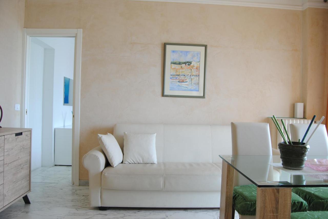 Gaiavacanze Beach Apartment Bordighera Bagian luar foto