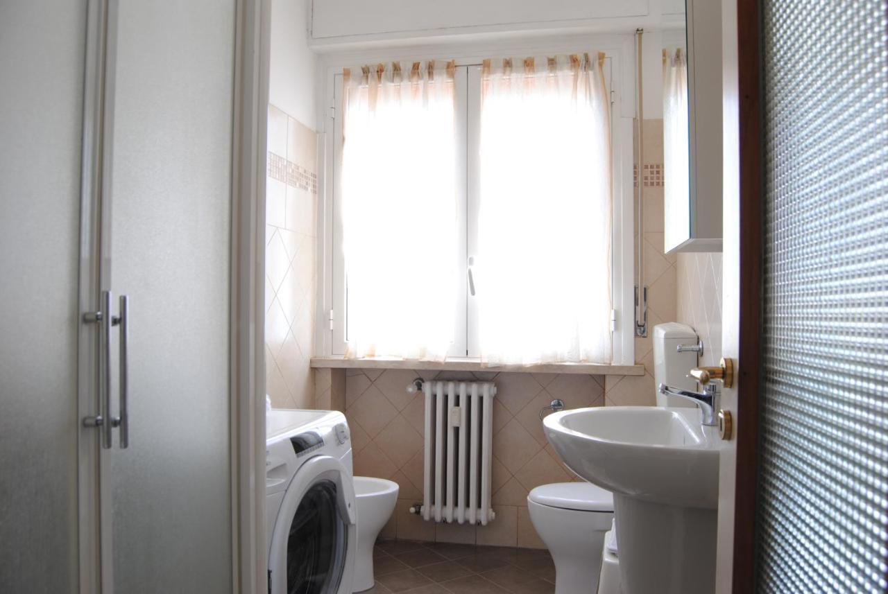 Gaiavacanze Beach Apartment Bordighera Bagian luar foto